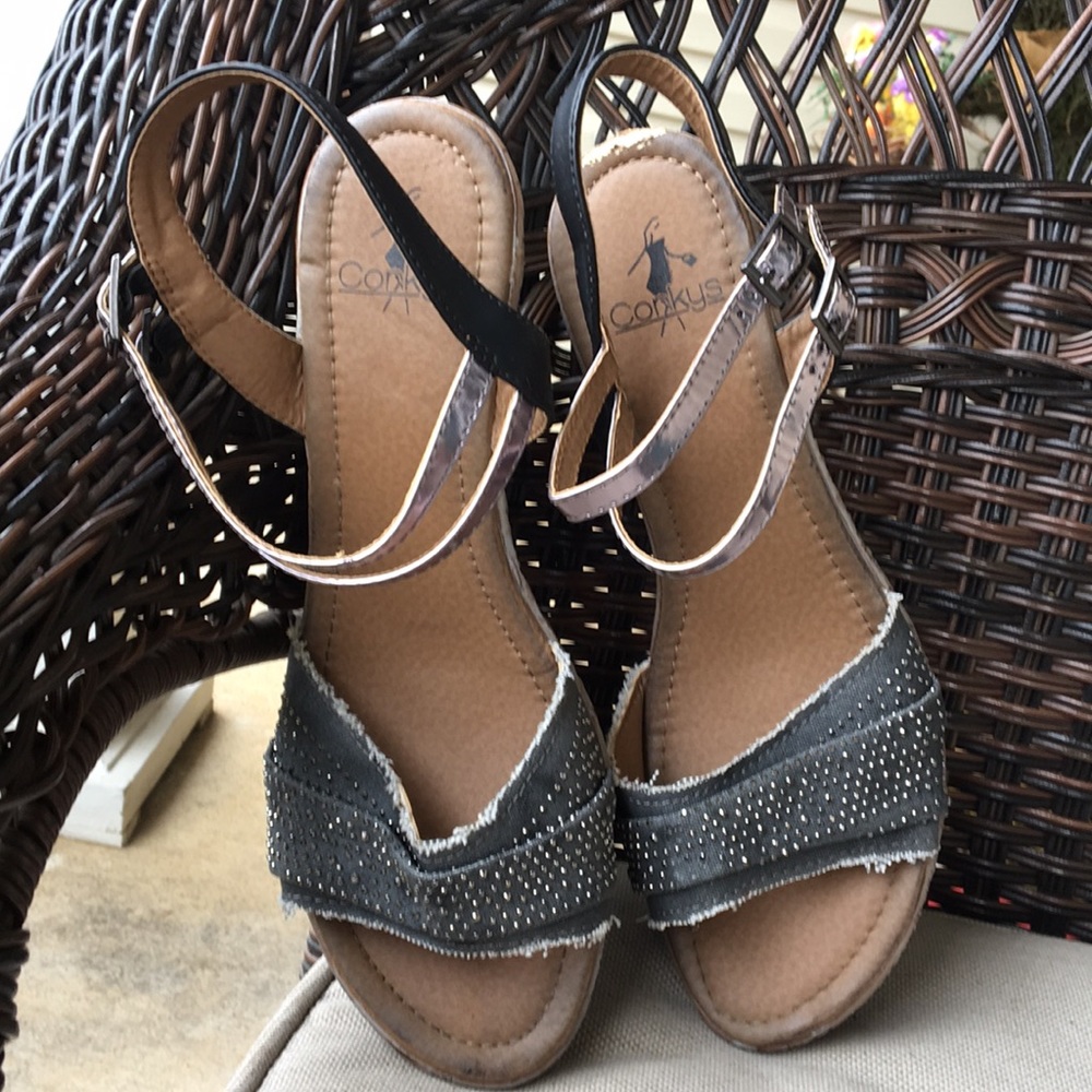 Corkys Gray Wedge Heel 11 - Picture 2 of 8